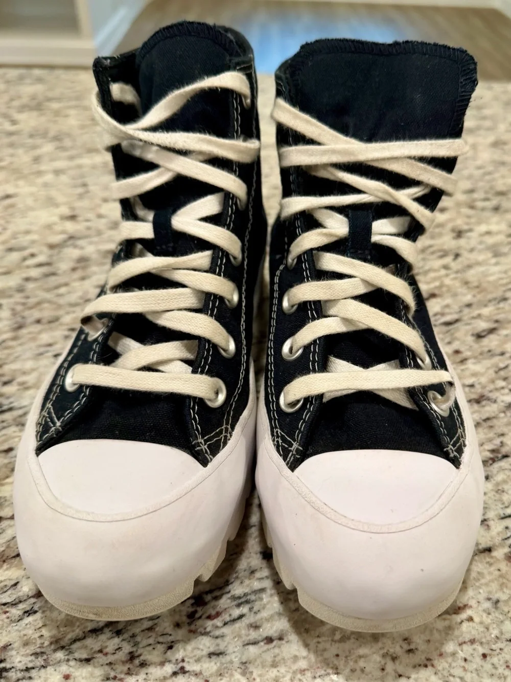 Converse excellent like